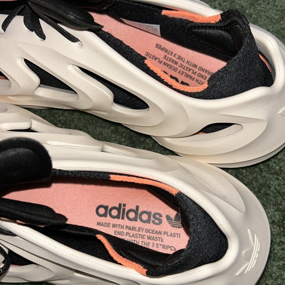 Adidas Originals AdiFOM Q Sneaker - Picture 4 of 9
